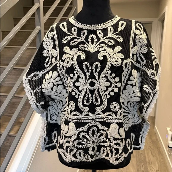 Zara Black and Cream Embroidered Blouse - Picture 8 of 11